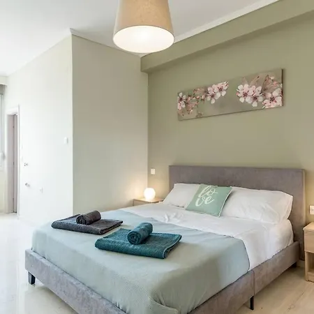Apartment Penthouse In The Center Thessaloniki